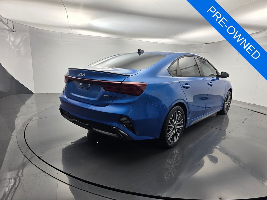 Used 2023 Blue Kia GT-Line image 4