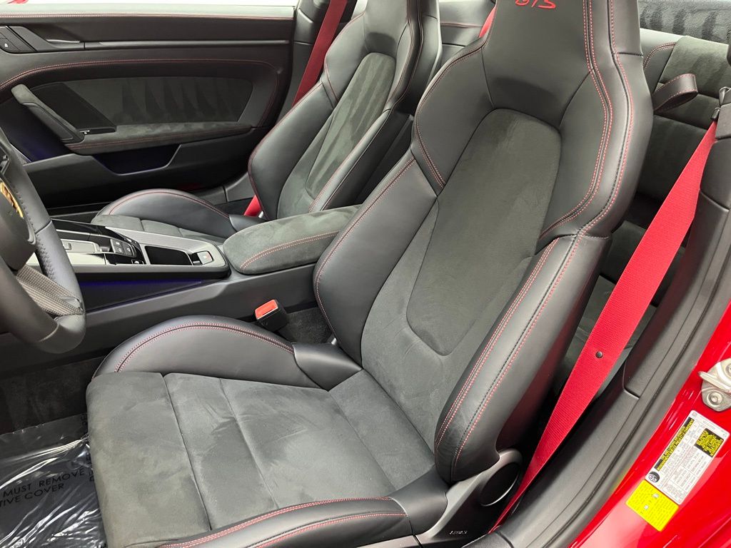 Thumbnail: 2022 Porsche 911 - 5