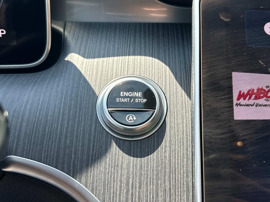 Thumbnail: 2021 Mercedes-Benz GLE - 17