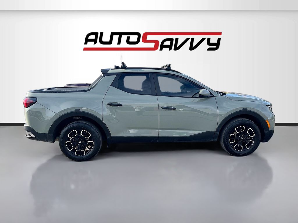 Used 2022 Green Hyundai SEL image 8