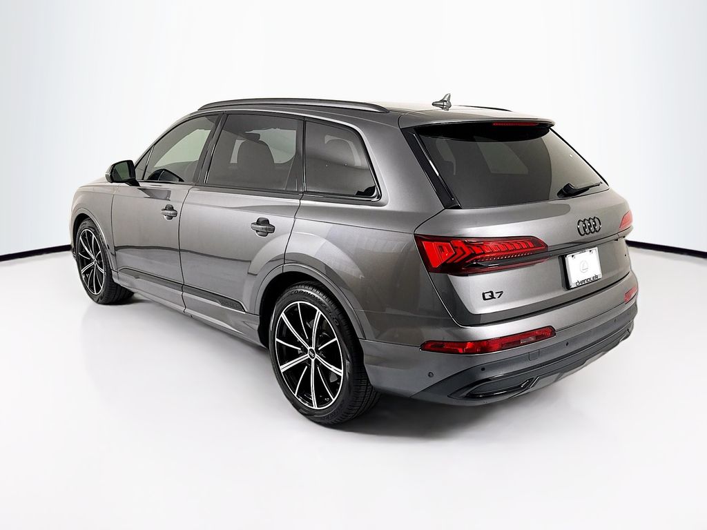Thumbnail: 2023 Audi Q7 - 7