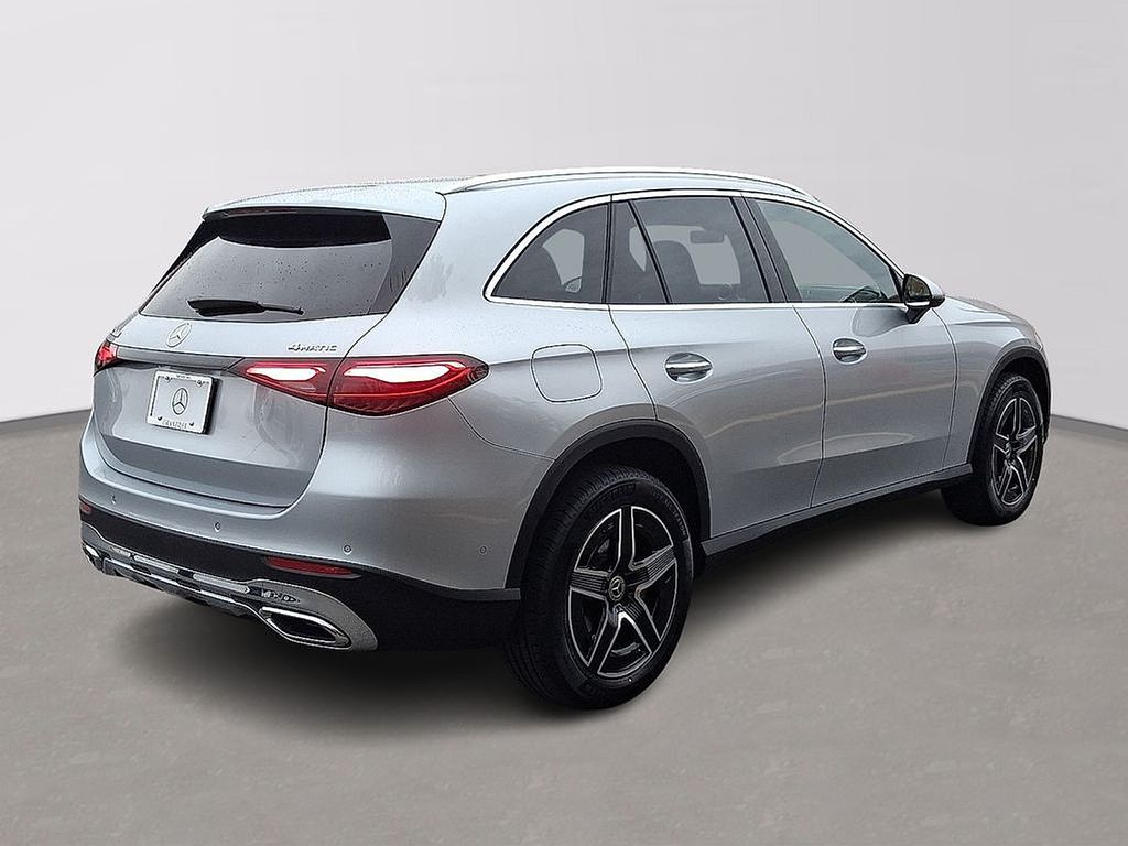 Thumbnail: 2026 Mercedes-Benz GLC - 3