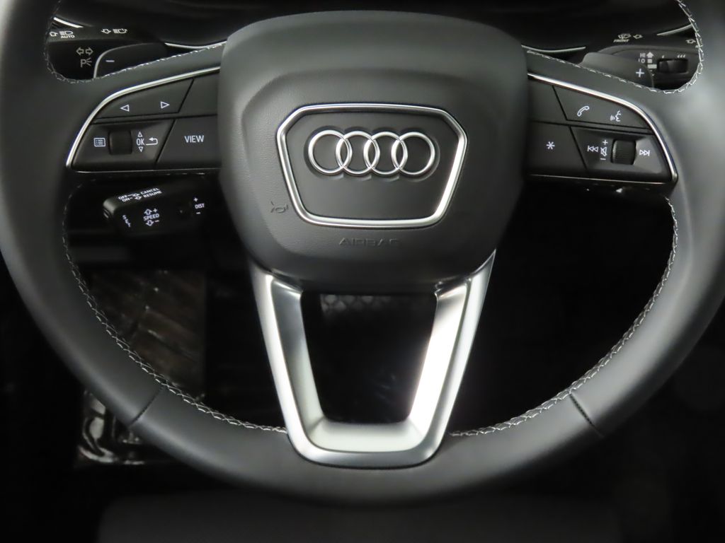 Thumbnail: 2025 Audi Q7 - 14