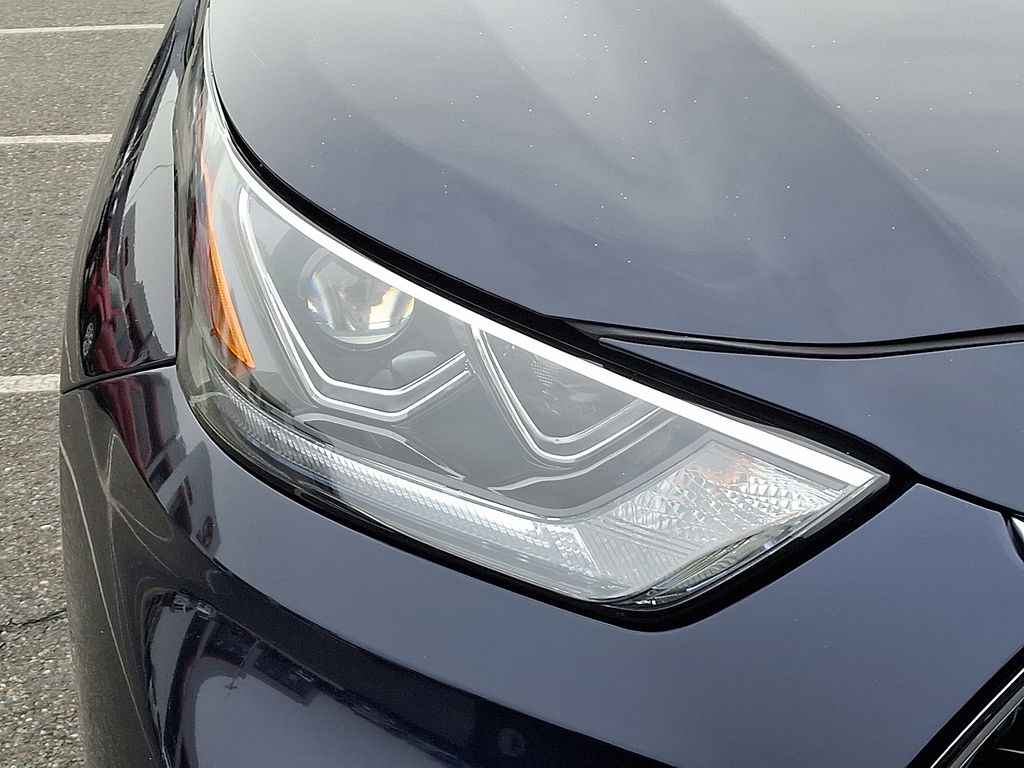 Thumbnail: 2025 Toyota Highlander - 9