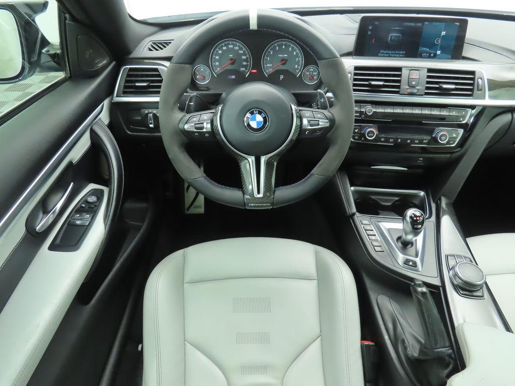 2018 BMW M4 Base 10
