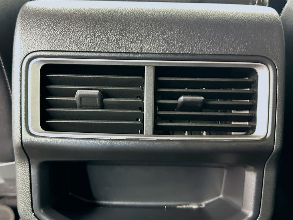 Thumbnail: 2024 Volkswagen Atlas - 24