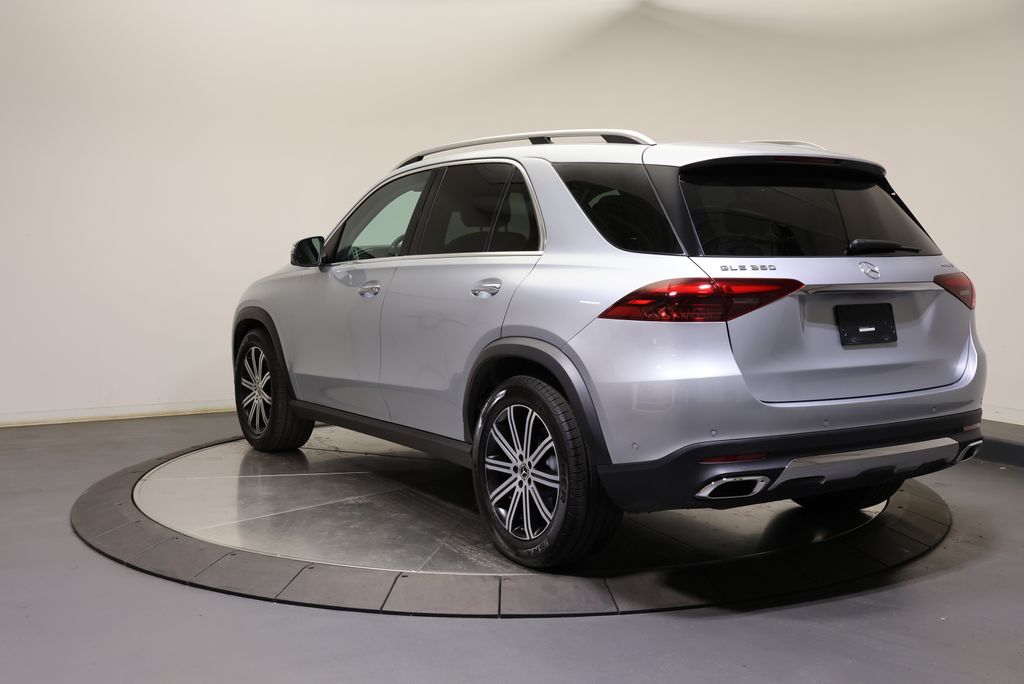 Thumbnail: 2026 Mercedes-Benz GLE - 5