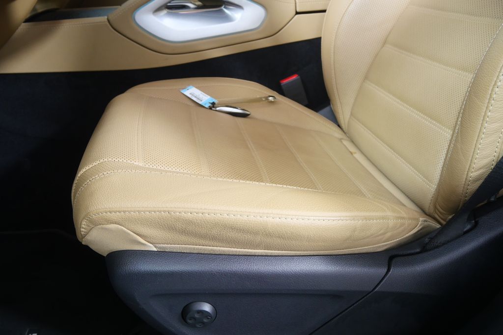 Thumbnail: 2024 Mercedes-Benz GLS - 10