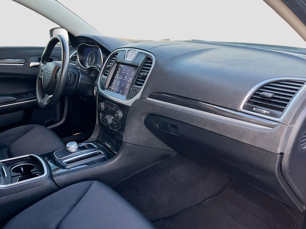 Used 2022 Gray Chrysler Touring image 27