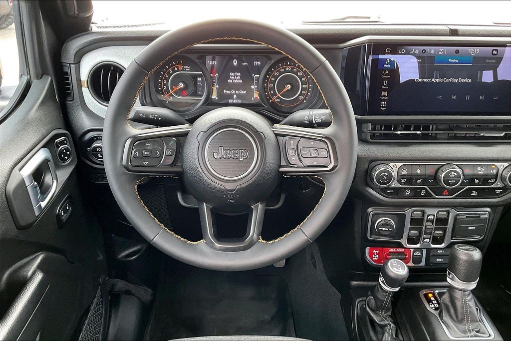 Used 2024 Jeep Gladiator Willys 4D Crew Cab