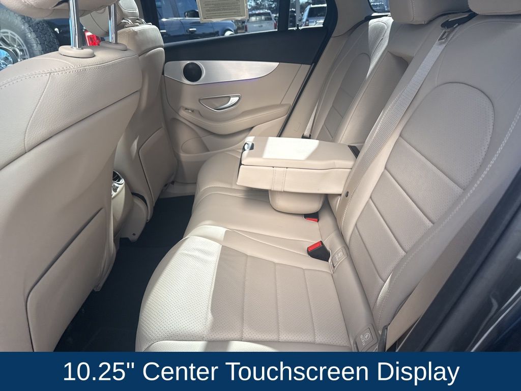 2022 Mercedes-Benz GLC 300 SUV