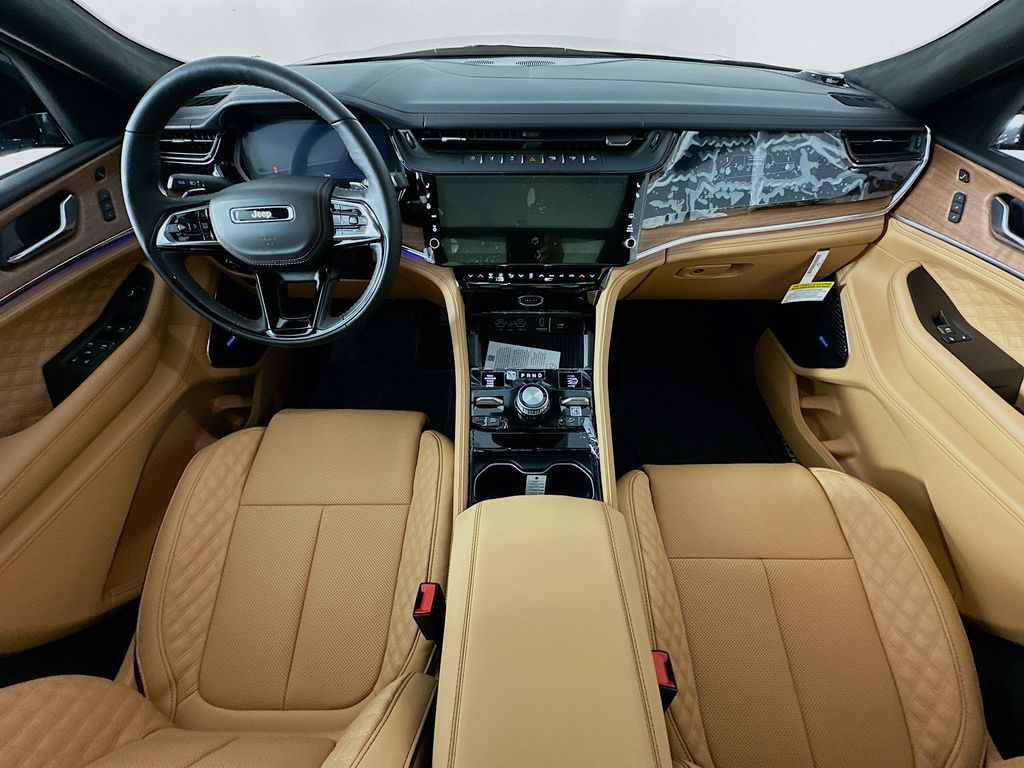 JeepGrand Cherokee9
