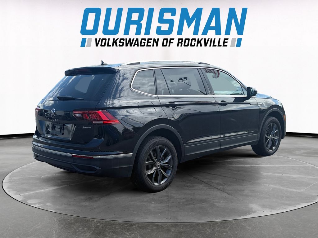 2024 Volkswagen Tiguan 2.0T SE photo