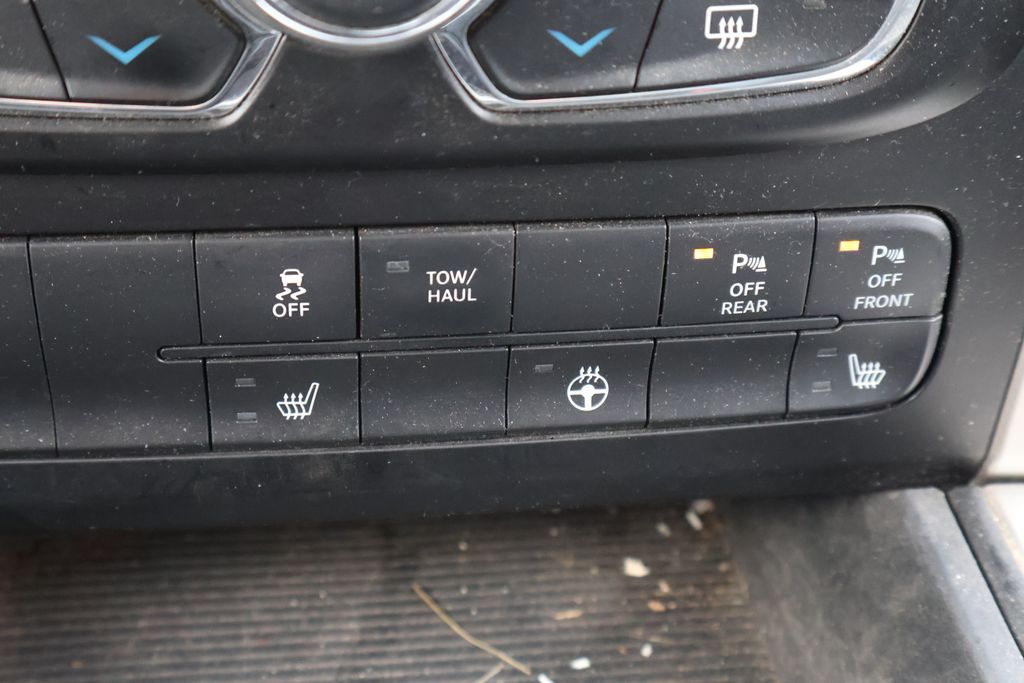 2015 RAM 1500 Outdoorsman 28