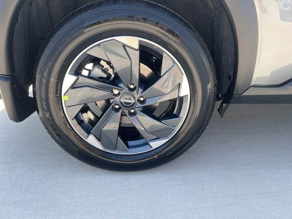2025 Gun Metallic Nissan Rogue SV FWD SUV