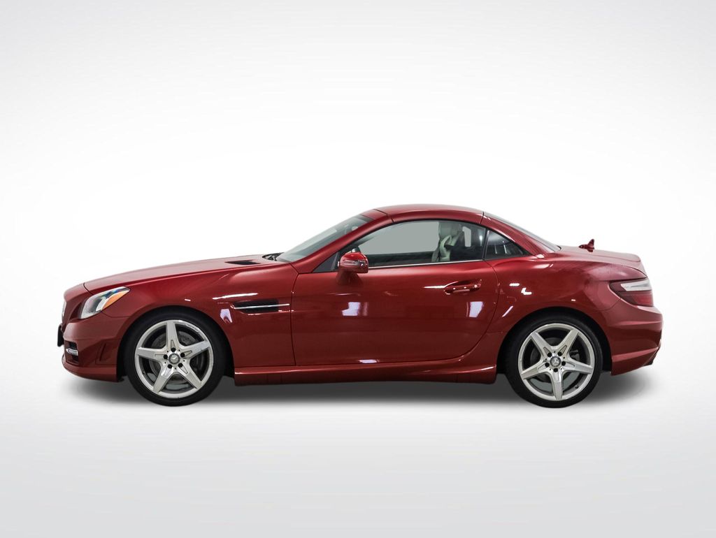 Thumbnail: 2012 Mercedes-Benz SLK - 2
