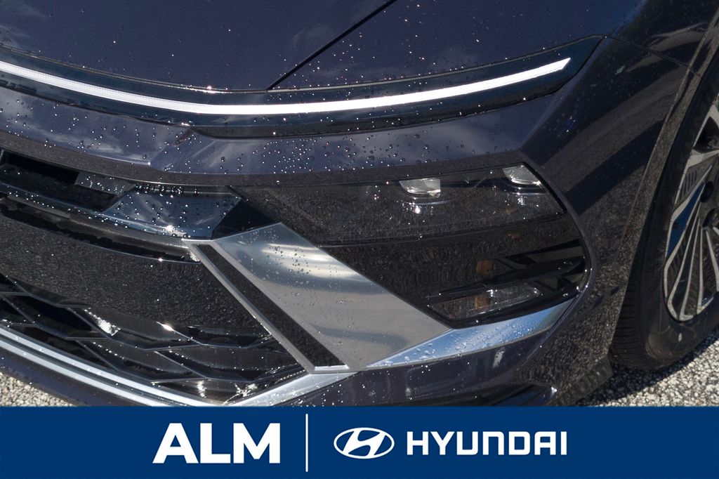 New 2025 Blue Hyundai SEL image 11