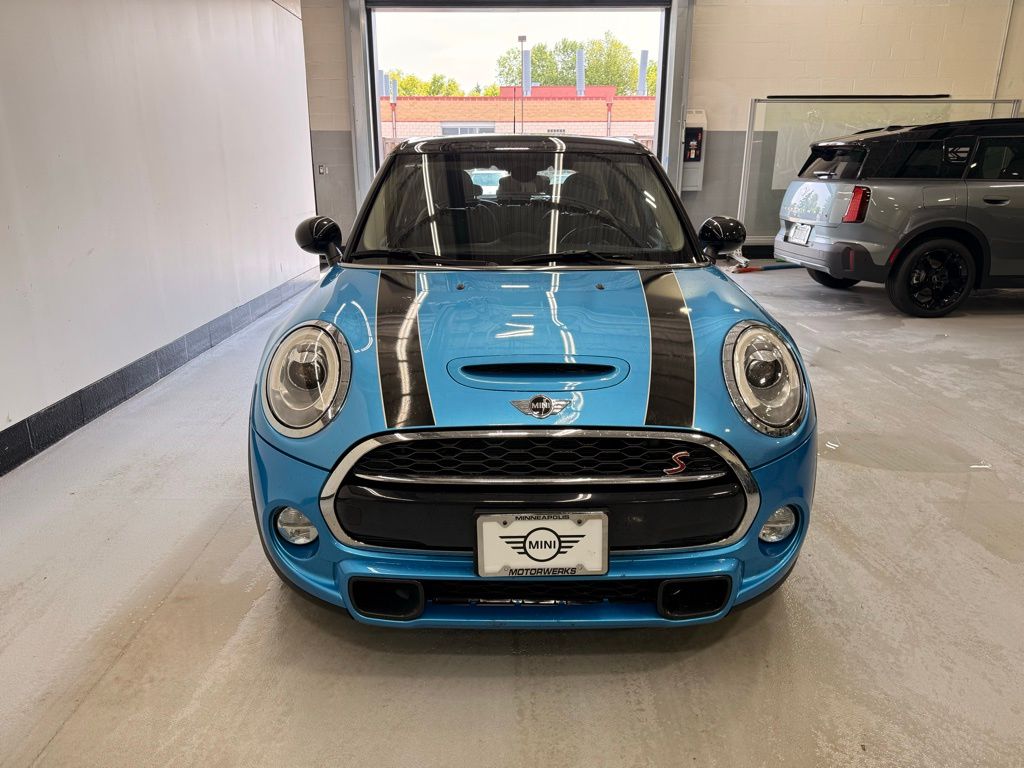 2017 MINI Cooper Base 6