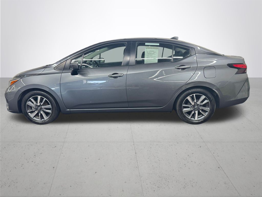 2023 Nissan Versa 1.6 SV