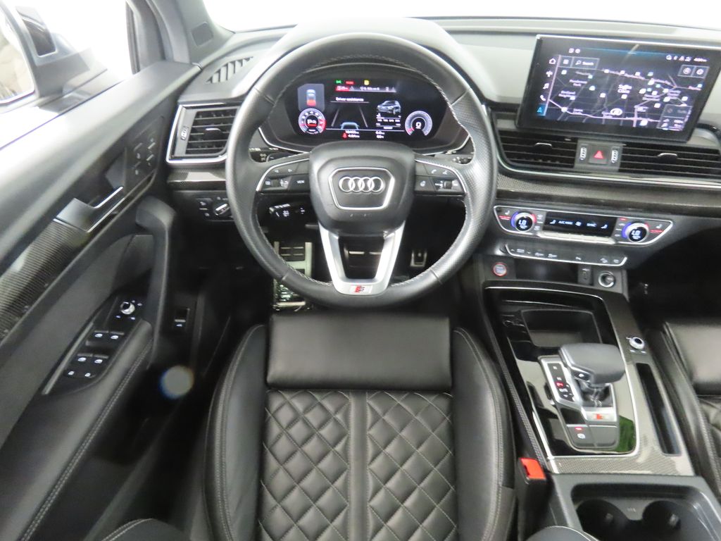 Thumbnail: 2023 Audi SQ5 - 11