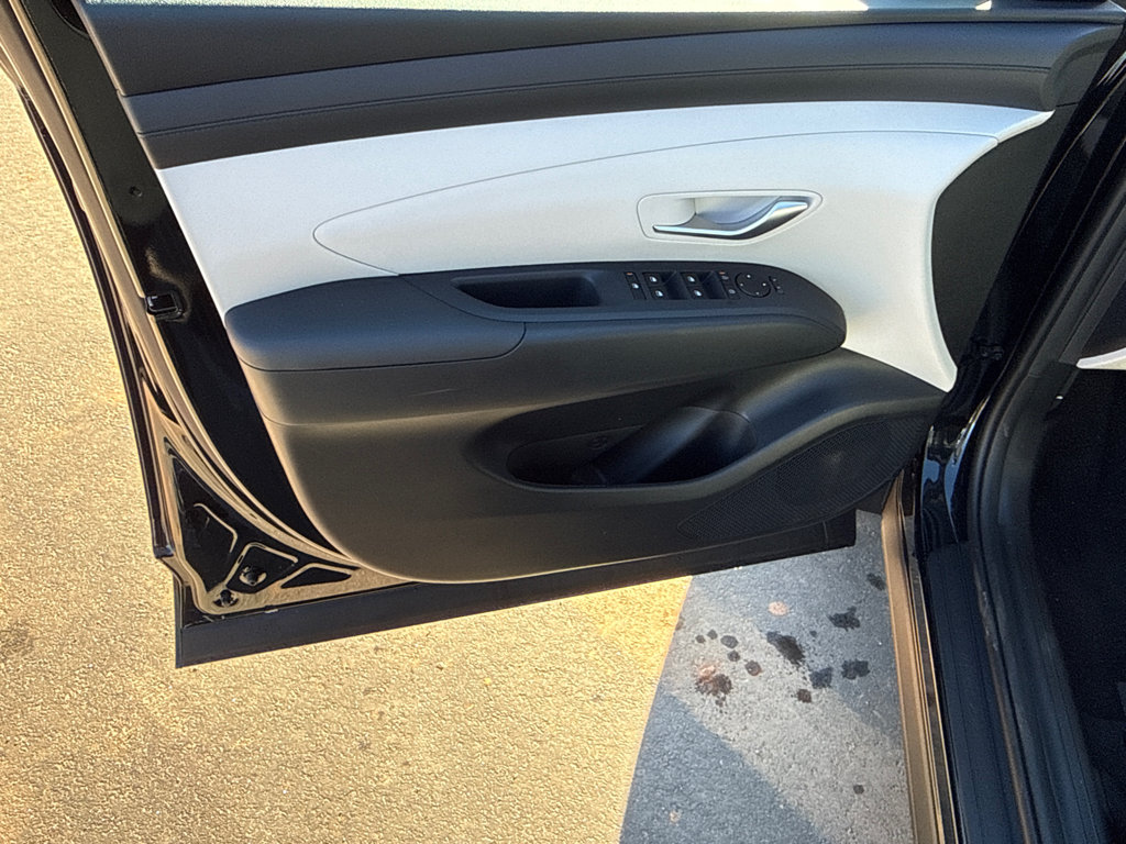 New 2026 Black HYUNDAI SEL image 11