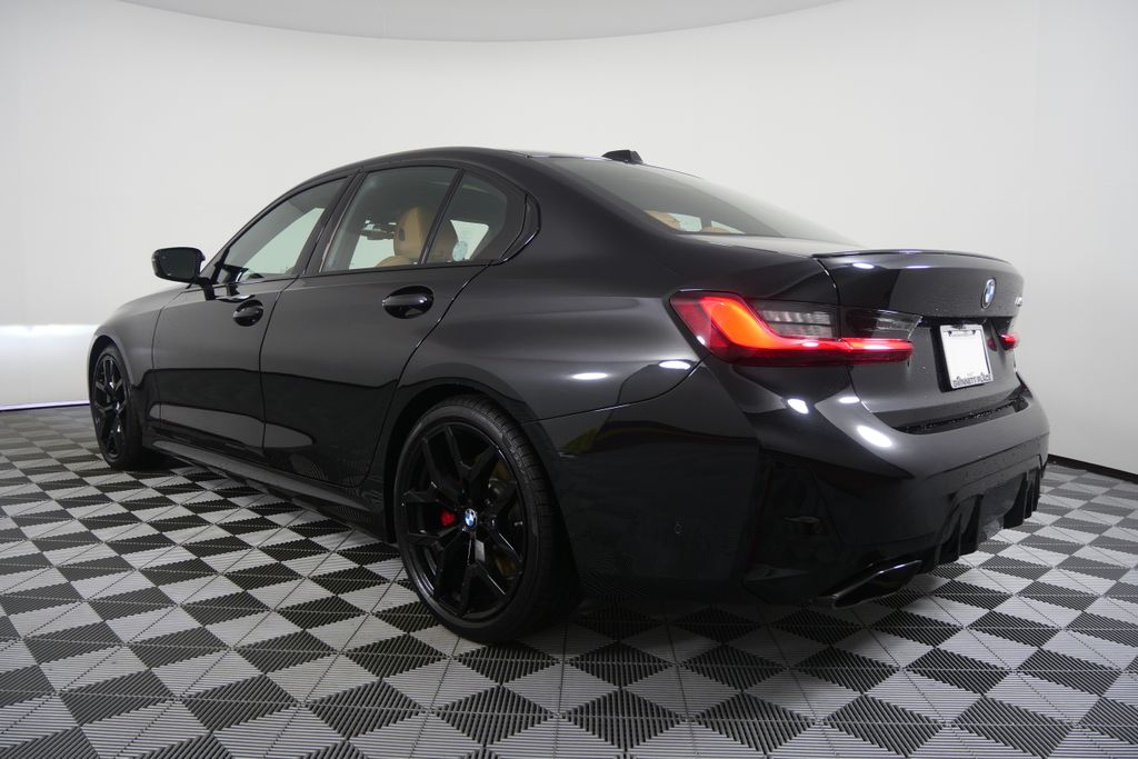 Thumbnail: 2026 BMW 3 Series - 5