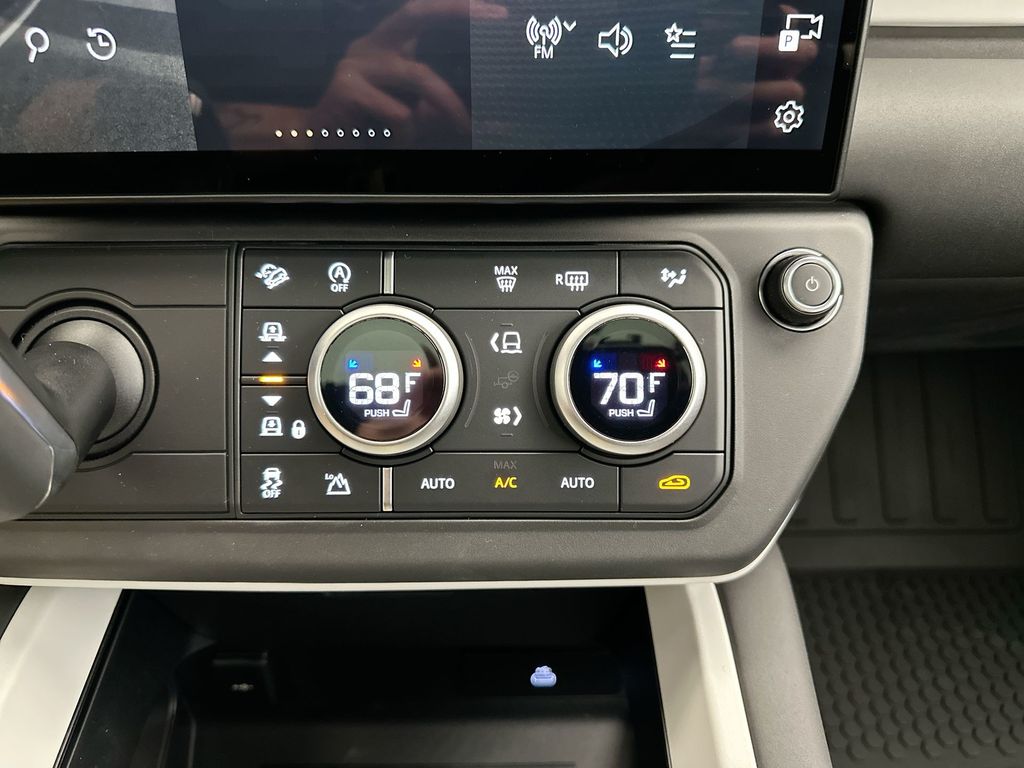 Thumbnail: 2026 Land Rover Defender - 13