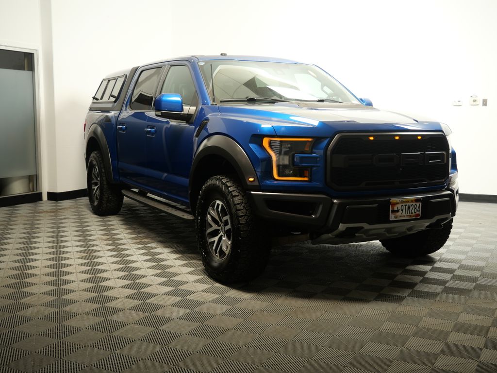 2017 Ford F-150 Raptor SuperCrew 4WD