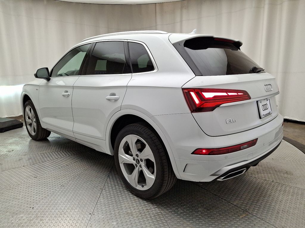 2025 Audi Q5  4