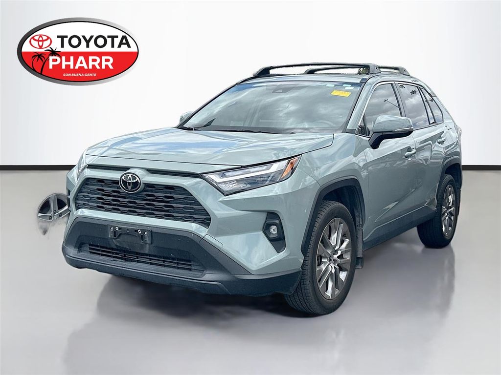 2023 Toyota RAV4 XLE Premium FWD