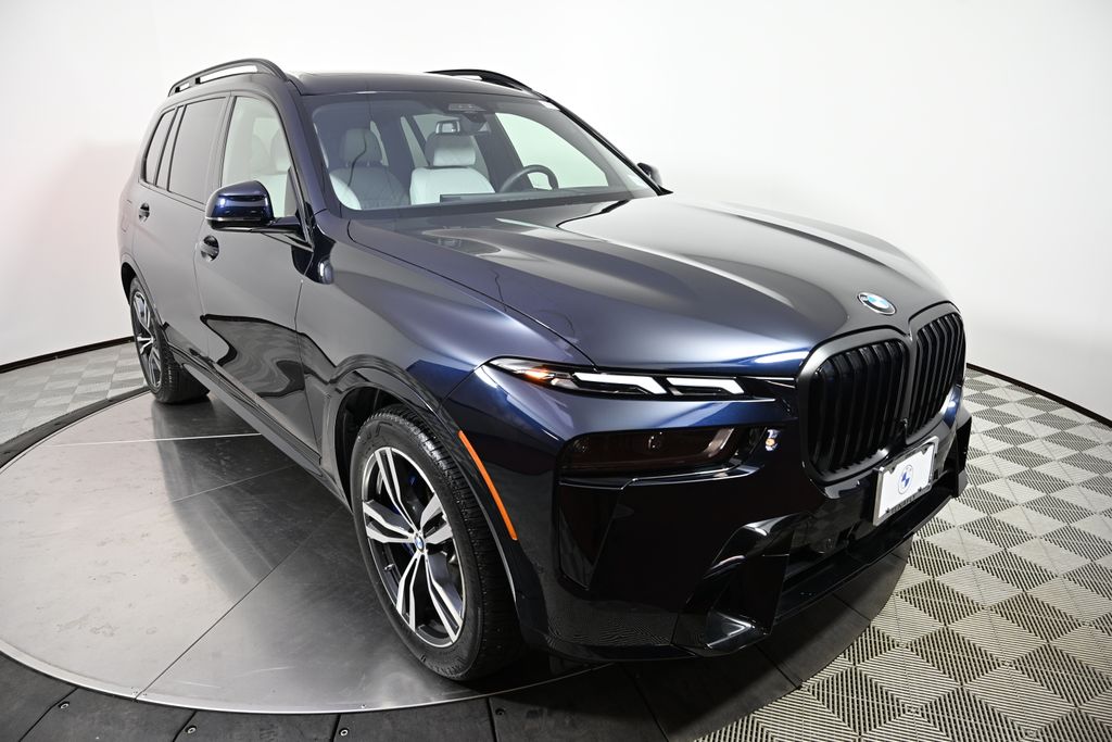 Thumbnail: 2025 BMW X7 - 6