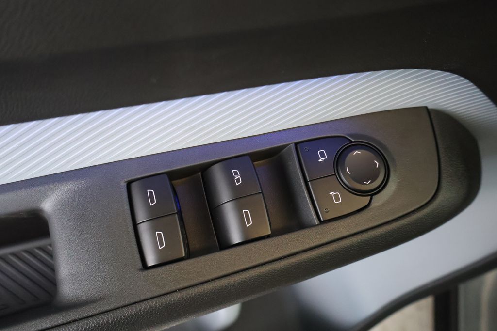 Thumbnail: 2027 Chevrolet Bolt EV - 16