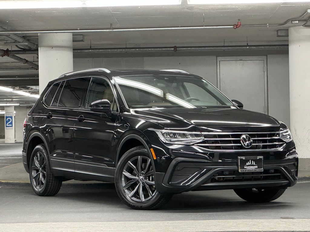 2023 Volkswagen Tiguan 2.0T SE 3