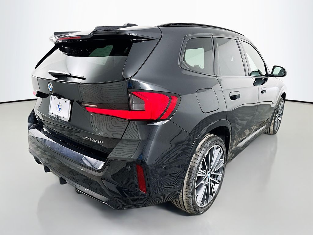 Thumbnail: 2026 BMW X1 - 5