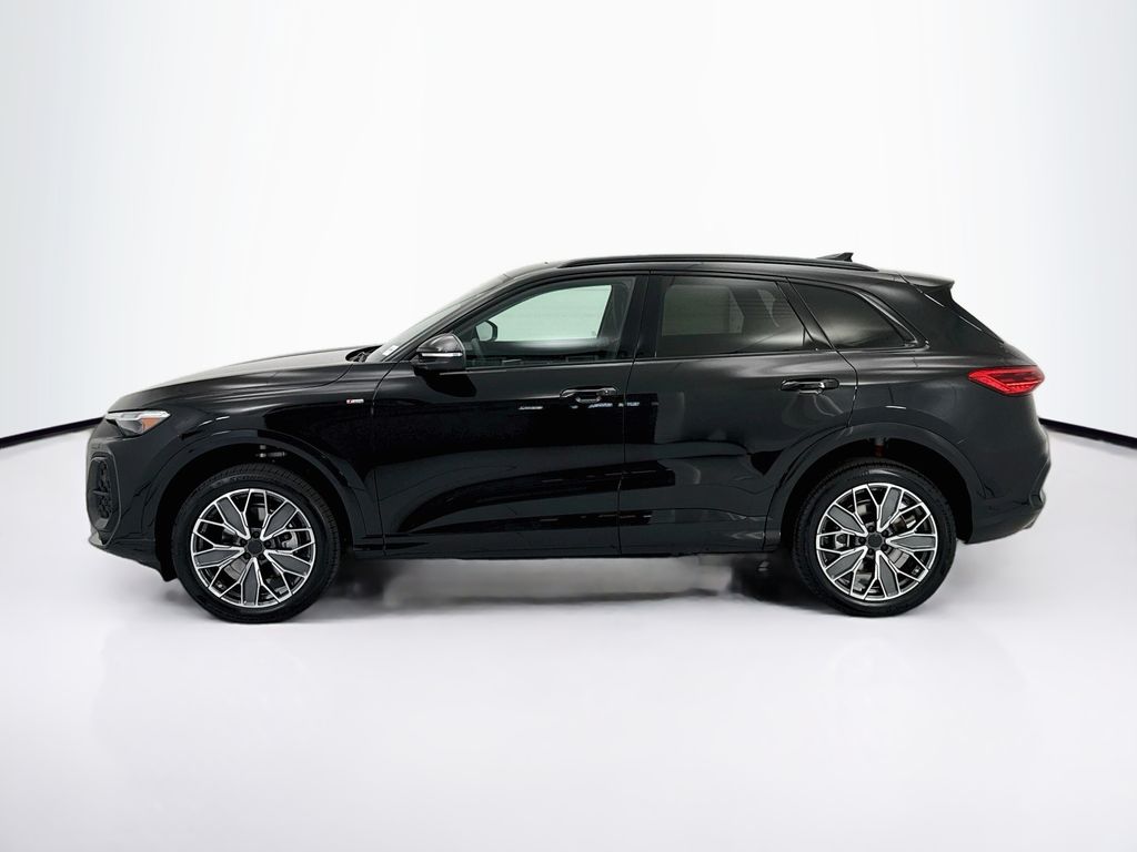 Thumbnail: 2026 Audi Q5 - 8