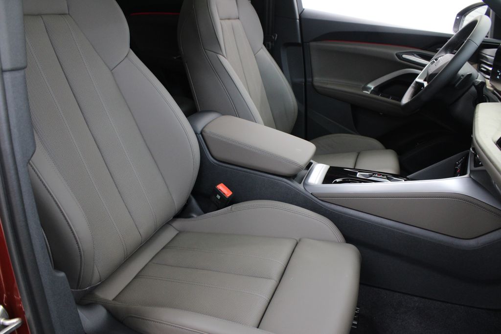 new 2025 Audi Q5 car, priced at $62,078