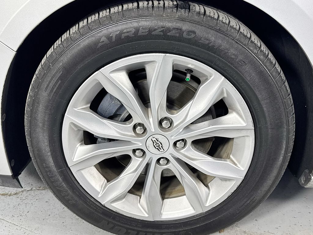 Used Car 2019 Chevrolet Malibu  Hybrid For Sale Under $15,000 In Austin, Texas