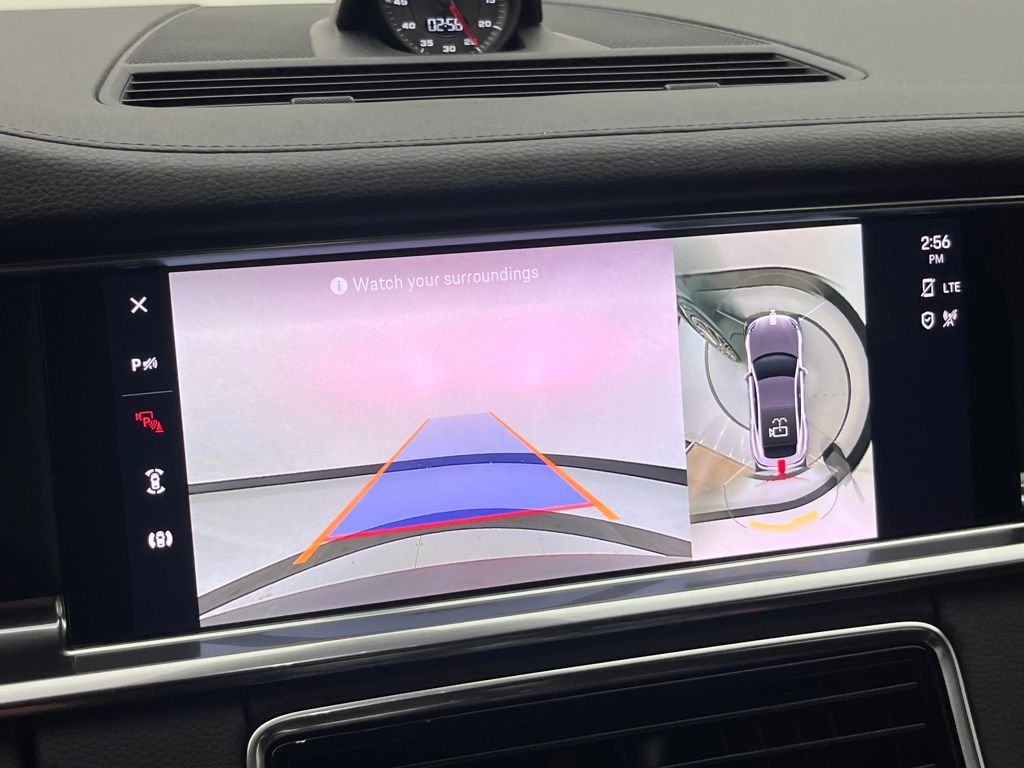 Thumbnail: 2023 Porsche Panamera - 20