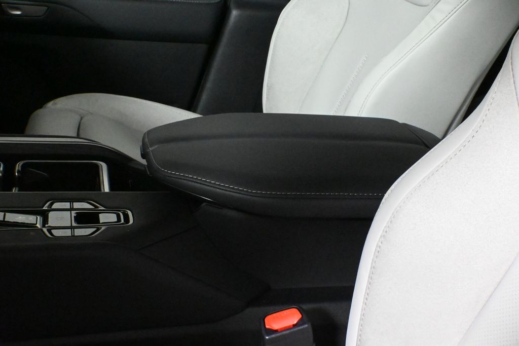 Thumbnail: 2025 Lexus TX - 25