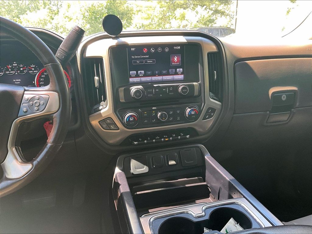 2015 GMC Sierra 1500 — photo 17