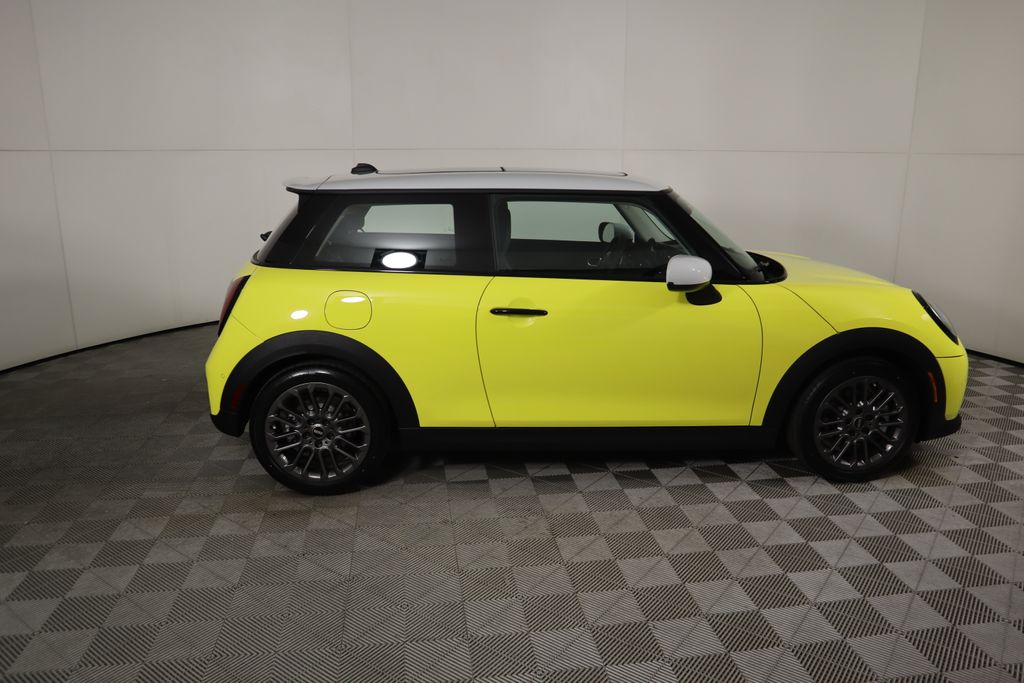 Thumbnail: 2025 MINI Cooper - 4