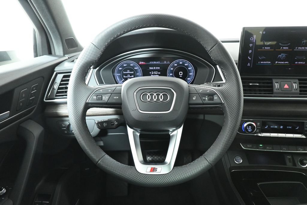 2025 Audi Q5  14