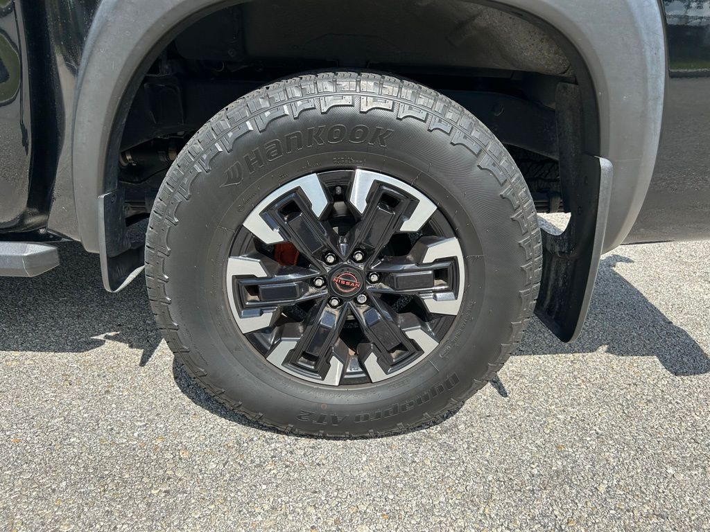 Thumbnail: 2023 Nissan Frontier - 9