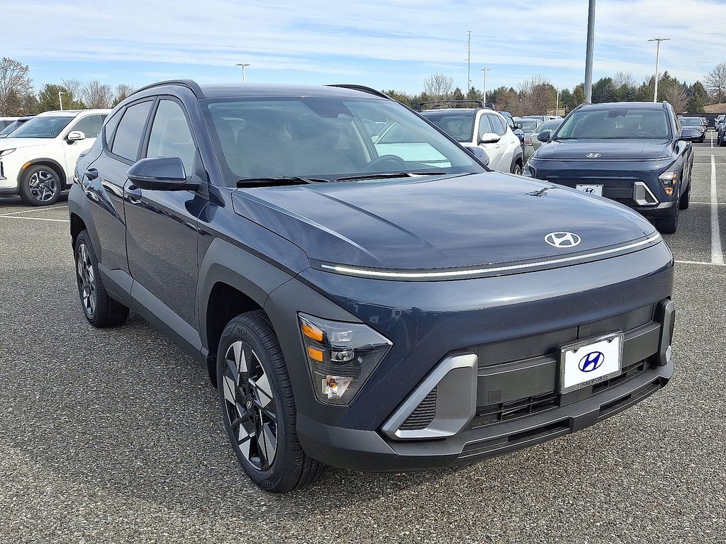 2025 Hyundai Kona SEL 2