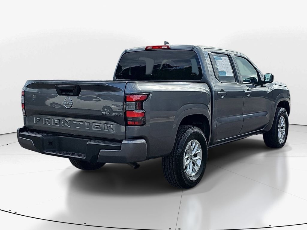 View vehicle photo 5