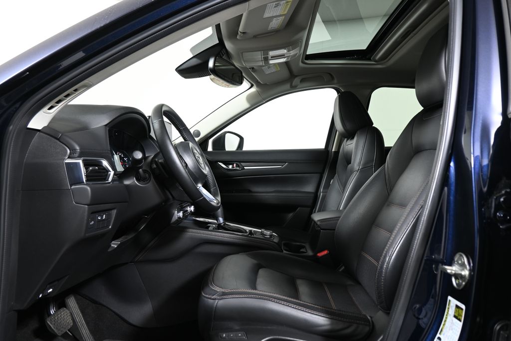 Thumbnail: 2021 Mazda CX-5 - 3