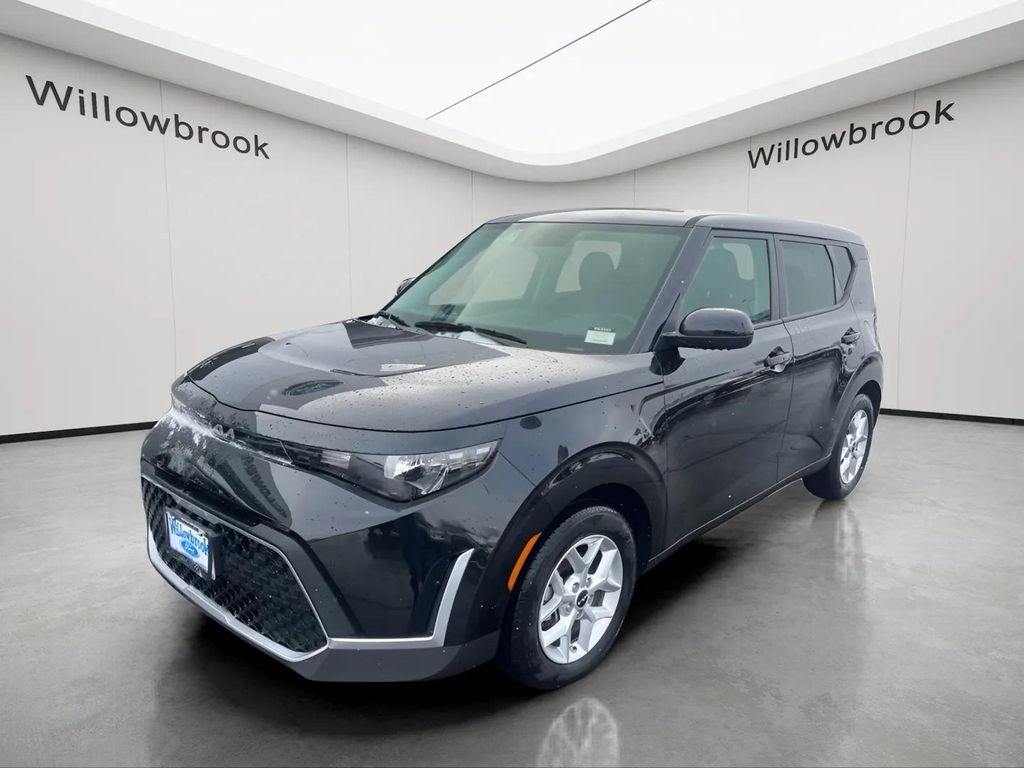 2025 Kia Soul LX FWD