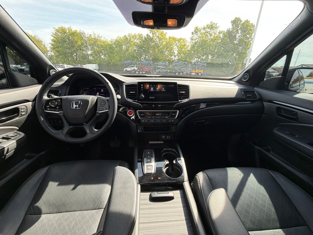 Thumbnail: 2023 Honda Passport - 12