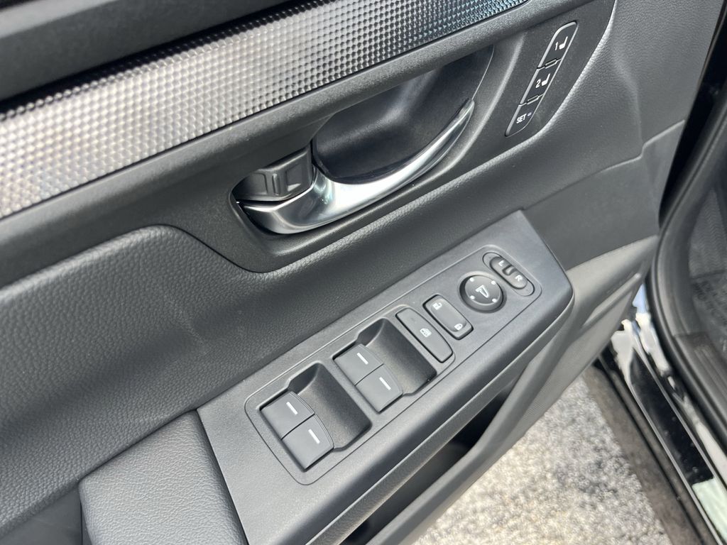 new 2026 Honda CR-V Hybrid car, priced at $38,437