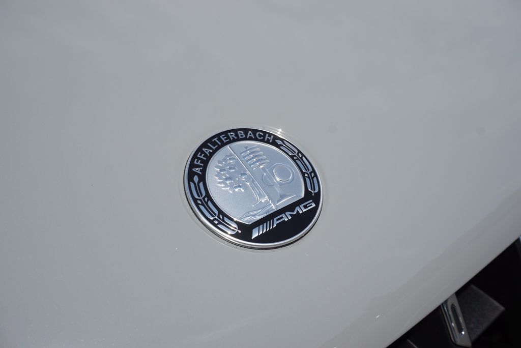 Thumbnail: 2026 Mercedes-Benz GLE - 10